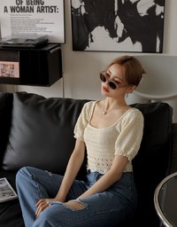 Tie Back Hole Knit Top