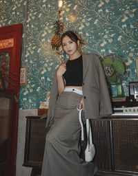 Ready Stock【Elecher's Design】Stylish Contrast Color Front Slit Suit Maxi Maxi Long Skirt
