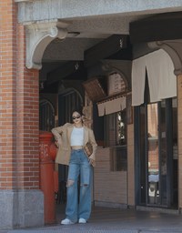 【Elecher's Design】BOSS MOM Distressed Denim Jeans