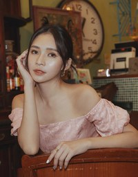 【Elecher's Design】Qipao DRESS 2WAY Embossed Off Shoulder Puff Sleeves Short Cheongsam Dress (with padding)