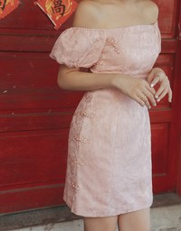 【Elecher's Design】Qipao DRESS 2WAY Embossed Off Shoulder Puff Sleeves Short Cheongsam Dress (with padding)