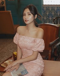 【Elecher's Design】Qipao DRESS 2WAY Embossed Off Shoulder Puff Sleeves Short Cheongsam Dress (with padding)