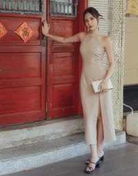 【Elecher's Design】Qipao DRESS Halter Cheongsam Maxi Dress with Slit and Bra Padded (with padding)