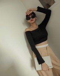 Sloping Shoulder Smooth Long Sleeve Top (With Padding)