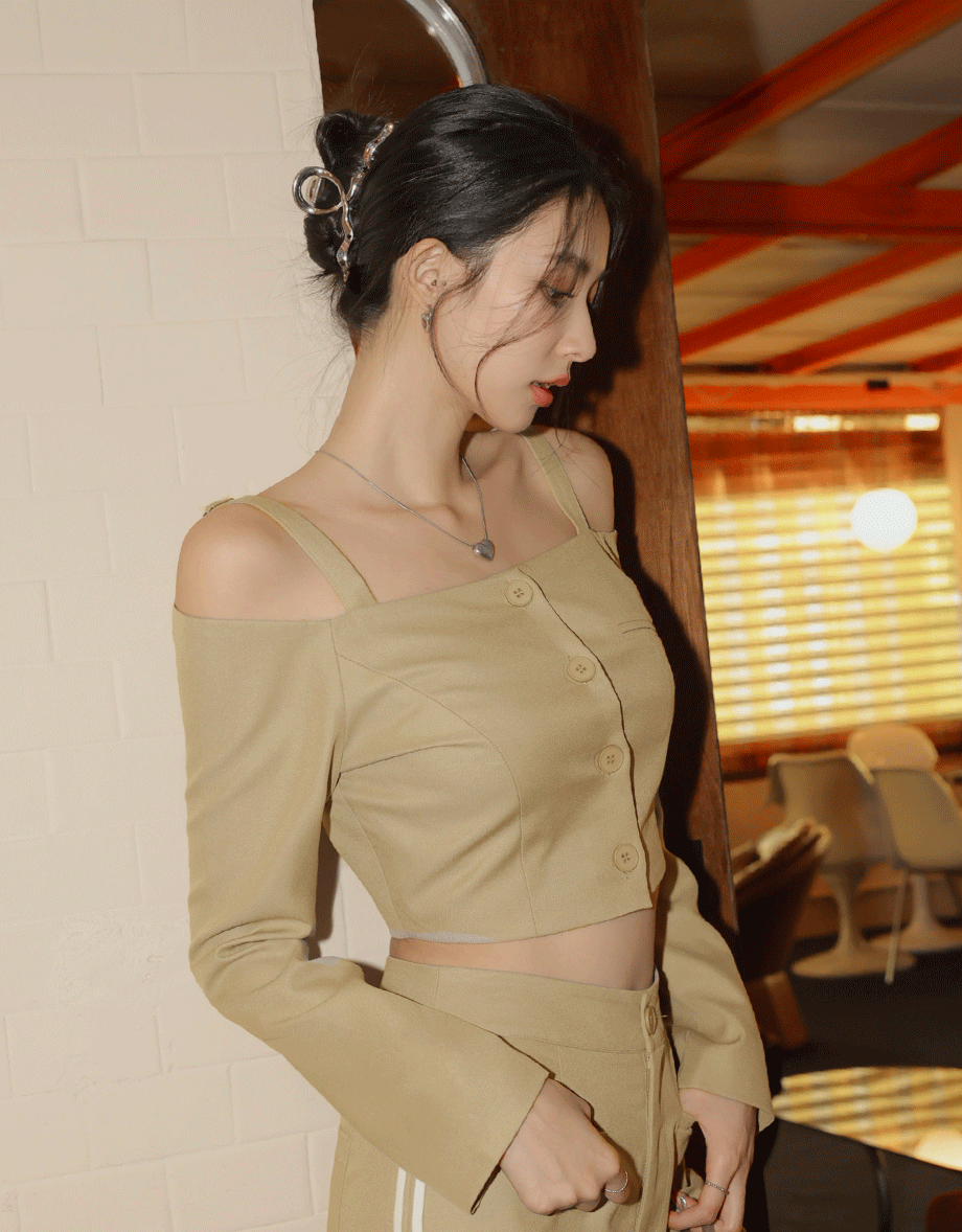 Off Shoulder Buttoned Top