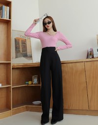 Single Line Hollow Knit Top