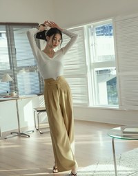 V Neck Twisted Cashmere Knit Top