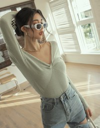 V Neck Twisted Cashmere Knit Top