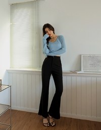 V Neck Knit Long Sleeve Top