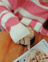 Thick Striped Twist Knit Top