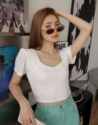 Sweetheart Neck Textured Short Sleeve Top