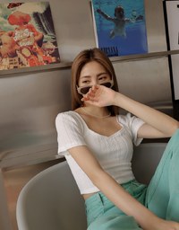 Sweetheart Neck Textured Short Sleeve Top