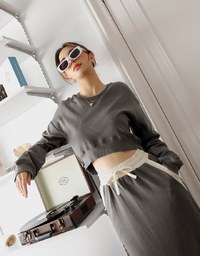Comfortable Arc Crop Top