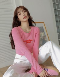 Printed Letter Curling Knit Top