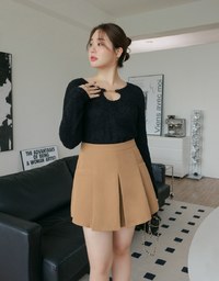 Textured Wide Pleated Skorts