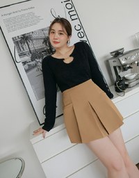 Textured Wide Pleated Skorts