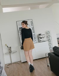 Textured Wide Pleated Skorts