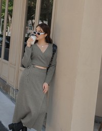 Cross Straps Knit Top