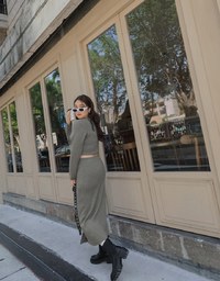 Cross Straps Knit Top