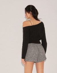 2WAY One-Shoulder Gold Chain Sweater