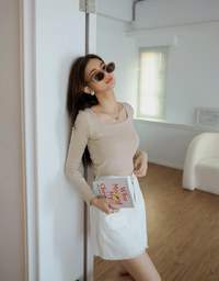 Back Hollow Square Neck Top