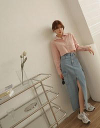 Versatile Cropped Shirt