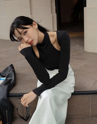Off-Shoulder Hollow Knit Top