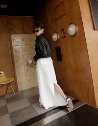 High Waisted Slimming Slit Maxi Skirt