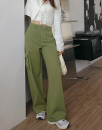 Thick Straight Leg Cargo Wide Pants