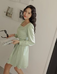 Sweet Square Neck Pleated Mini Dress