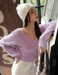 V Neck Knit Button-up Top