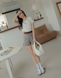 Textured Round Neck Knit Top