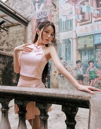 【HXA Design】 Satin Floral Embroidery Halter Cheongsam Qipao Top H02