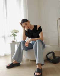Simple Cut Out Shoulder Ruffled Knit Top