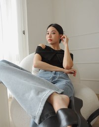Simple Cut Out Shoulder Ruffled Knit Top