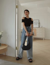 Simple Cut Out Shoulder Ruffled Knit Top
