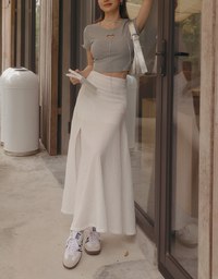 Embossed Front Slit Long Skirt