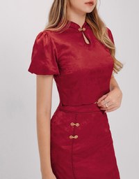 Qipao TOP Luxurious Golden Clasps Puffy Short Sleeves Cheongsam Top