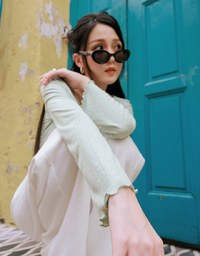 【HXA Design】Embossed Ruffle Trimmed Button Up Top H06