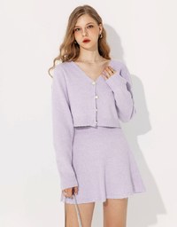 SET WEAR of Knit Cardigan Top and Mini Skirt Set Wear