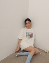 Round Neckline Puppy Print Oversized Graphic Tee