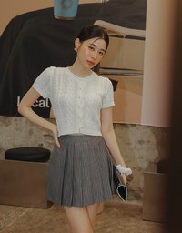 Floral Button Cable Knit Cropped Cardigan Top
