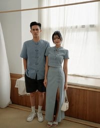 Men’s Cheongsam Short Sleeve Jeans Denim Cheongsam Qipao Shirt with Knot Button Detail