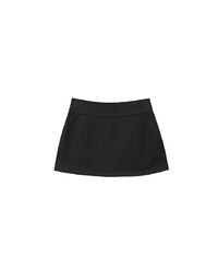 AIRY HOURGLASS Low Rise Plain Fitted Skorts
