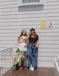 【DINOTAENG】Graphic Short Sleeve Knit Crop Top