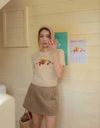 【DINOTAENG】Graphic Short Sleeve Knit Crop Top